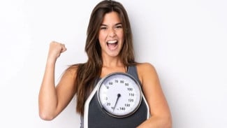 Diet Ketat Sudah Nggak Jaman! Metode Baru Ini Bikin Badan Turun, Kulit Tetap Kencang!