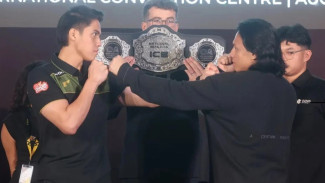 Cedera Bahu Bikin Jefri Nichol Tumbang, El Rumi Menang Hanya dalam 38 Detik