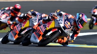 Veda Ega Buka Suara Usai Crash di Moto3 Belanda 2026