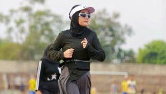 Anti Kusam Saat Olahraga! 10 OOTD Sporty Wanita yang Super Stylish