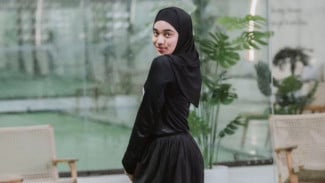 Inspirasi Outfit Olahraga Padel Muslimah ala Nabila Taqiyyah