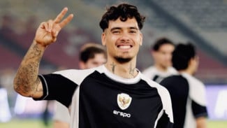 5 Inspirasi Gaya Rambut ala Shayne Pattynama, Bikin Penampilan Jadi Makin Kece