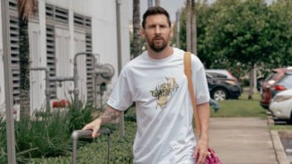 5 Outfit Santai Messi saat Jalan di Miami, Simpel Tapi Tetap Stylish