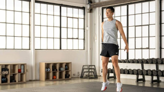 5 Manfaat Dahsyat Squat Jump di Pagi Hari, Bikin Tubuh Makin Sehat bugar Bugar
