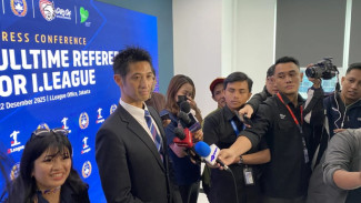 Bukan Sekadar Pengadil, Ini Alasan Yudai Yamamoto Mau Jadi Wasit Asing Full Time Pertama di Super League
