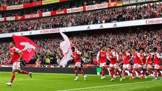 Arsenal Terjepit di Bursa Januari: Target Rp1,7 Triliun Direbut Liverpool, Chelsea Tikung Bek Incaran
