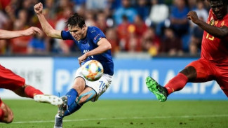 Juventus Buang Chiesa Fokus ke Mateta di Bursa Transfer Januari