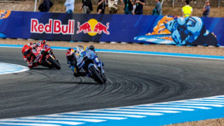 Alex Marquez Juara MotoGP Spanyol 2026: Marc Marquez Crash dan Dominasi tim Gresini di Jerez