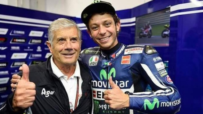 Valentino Rossi dan Giacomo Agostini