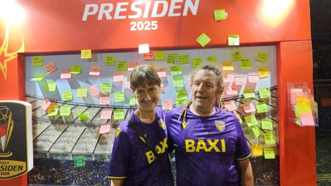 Ross dan Sally pendukung Oxford United