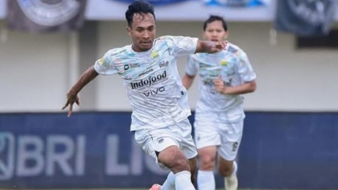 Robi Darwis
