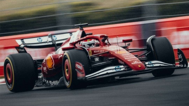 Pembalap Formula 1 Tim Ferrari Charles Leclerc