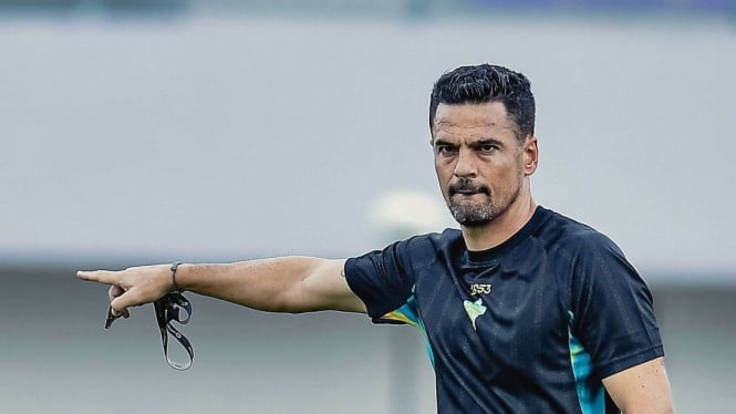 Carlos Pena, Pelatih Persita Tangerang