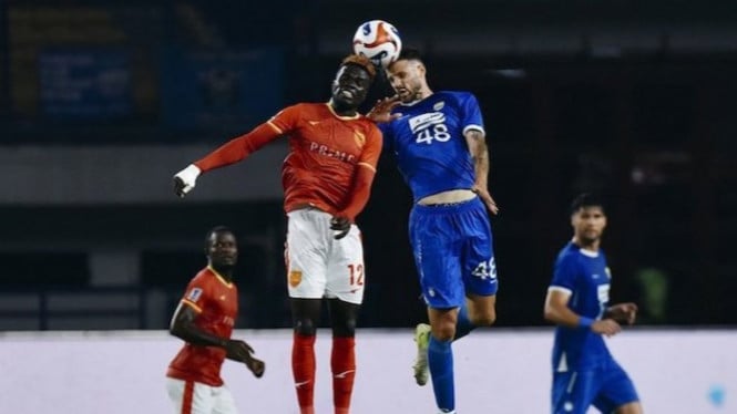 Persib Bandung vs Manila Digger