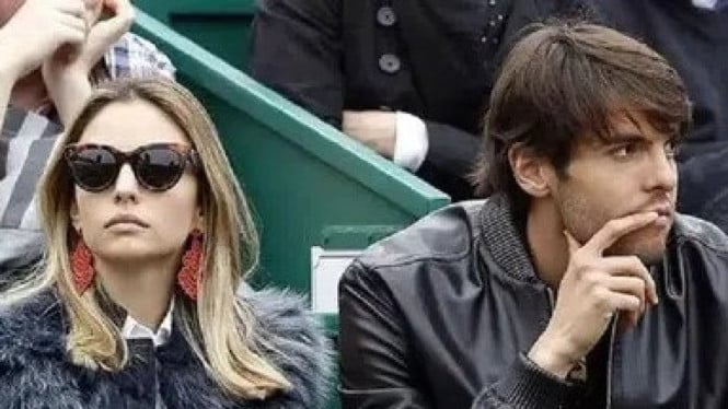 Kaka dan Caroline Celico