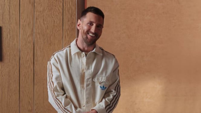 Gaya Santai Lionel Messi