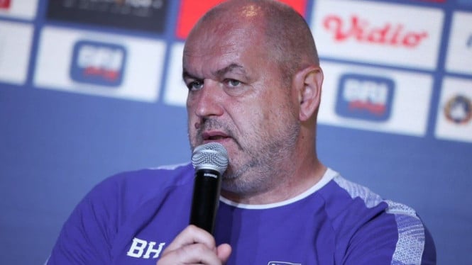 Pelatih Bojan Hodak