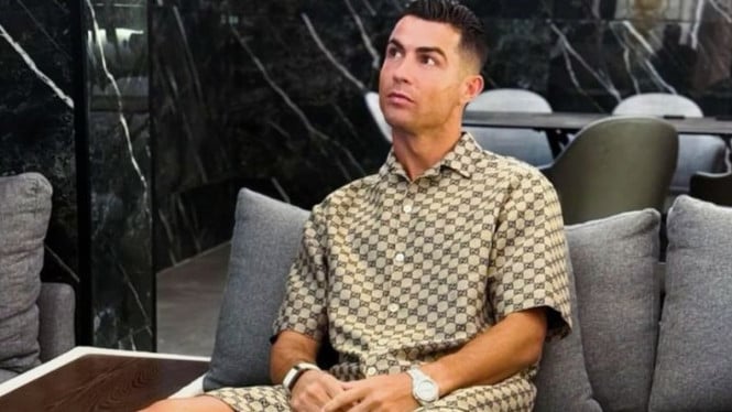 Gaya kasual Cristiano Ronaldo
