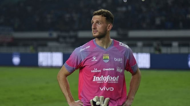 Adam Przybek