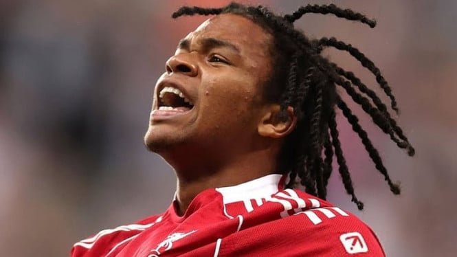Liverpool Tekuk Newcastle 3-2