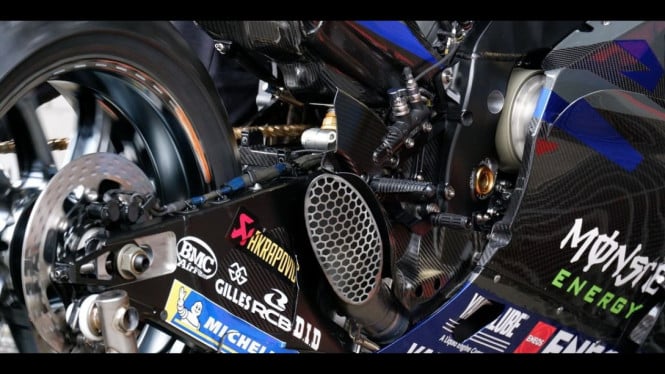 Mesin V4 Yamaha