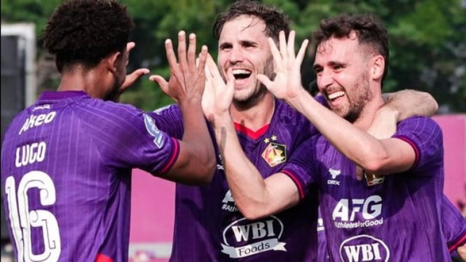 Persik kediri vs malut united