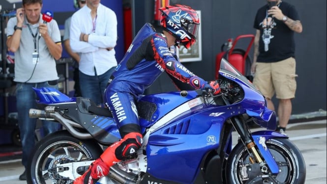 Yamaha V4