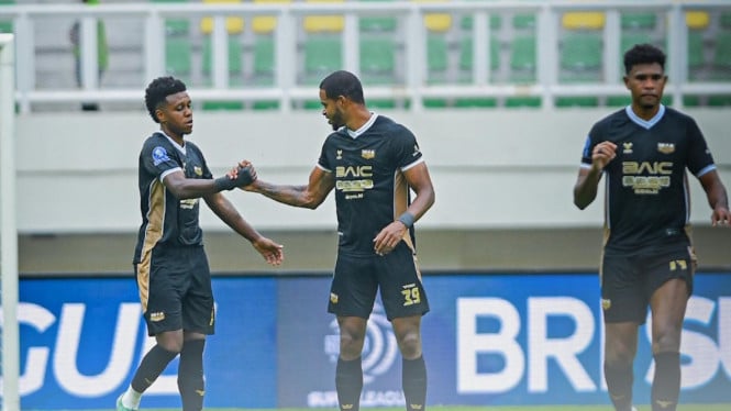 Dewa United vs PSBS Biak