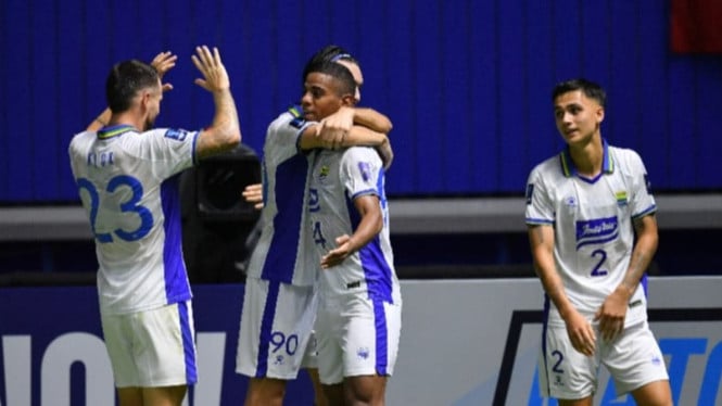 Persib Bandung vs Bangkok United