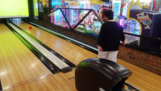 Timezone Siapkan Promo Spesial Libur Nataru 2023, Ada Party Room dan Bowling Sosial
