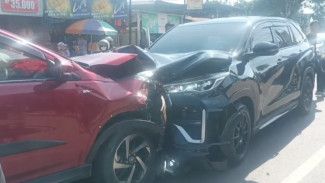 Mobil Kapolres Gowa Terlibat Laka Lantas, Adu Banteng dengan Toyota Rush di Jalan Poros Provinsi