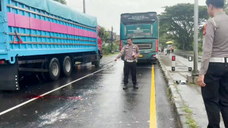 Kecelakaan Maut di Pangkep: Pengendara Motor Tewas Terlindas Bus di Tengah Hujan Deras