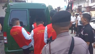 Kasus Uang Palsu Bergulir, Annar Bantah Tendang Syahruna: Kalau Pakai Tangan DIbilang Saya Homo Lagi