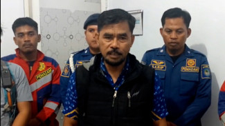 Ular Kobra Tiga Meter Dievakuasi Damkar Gowa, Diduga Berkembang Biak di Permukiman