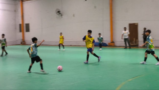 Dari Latihan ke Laga: SD Al Azhar Serius Persiapkan Tim Sepak Bola