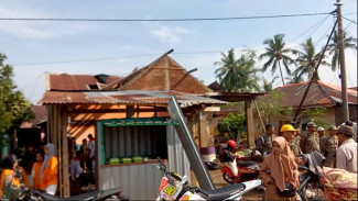 Gowa Porak-poranda: 142 Rumah Dihantam Puting Beliung, Tak Ada Korban Jiwa