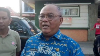 Makanan Bergizi Gratis di Bulukumba Dipertanyakan: Dua Siswi Dirawat Karena Mual-Pingsan