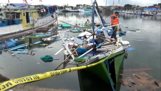 Mesin Penerangan Diduga Picu Ledakan Kapal Nelayan di Pelabuhan Paotere