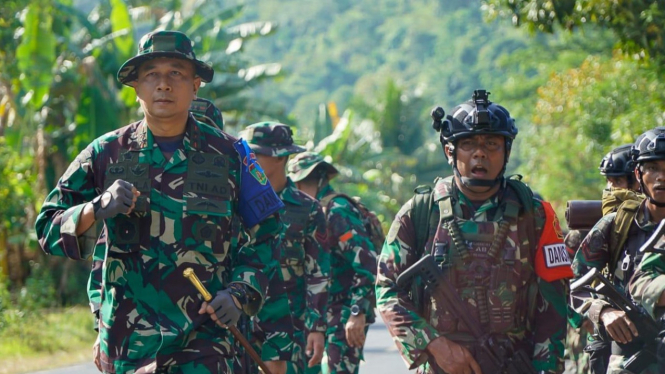 Pangdivif 3 Kostrad, Mayjen TNI Choirul Anam Ikut Hanmars Sejauh 25 Km