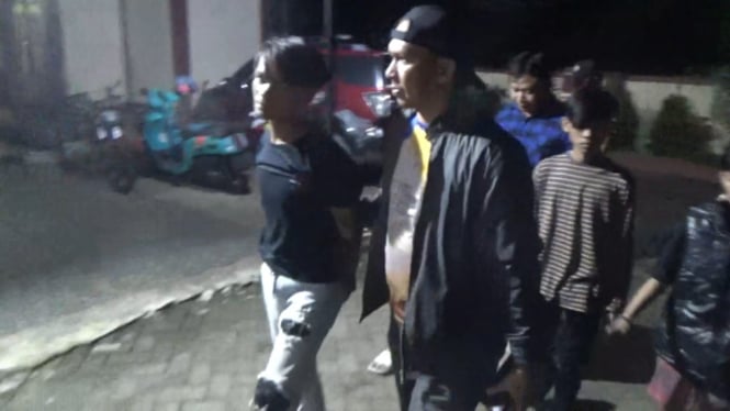 Polisi Amankan Pria Bertato yang menyerang Pria Berambut Gondrong