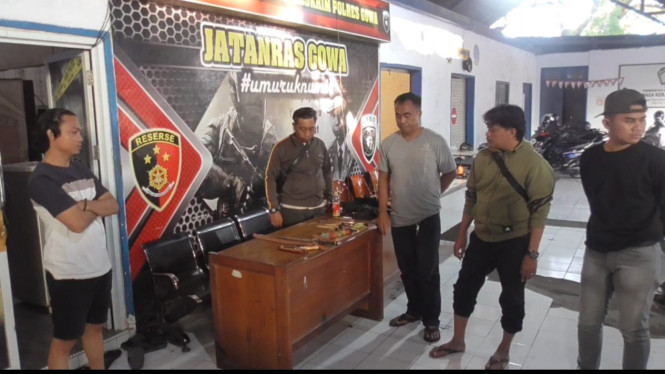 Jatanras Gowa Sita Sejumlah Sajam