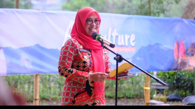 Bupati Gowa, Sitti Husniah Talenrang