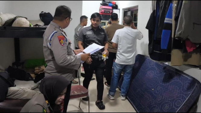 Para PJU, Kasat, Kapolsek dan Kapolres Gowa Tes Urine Narkoba