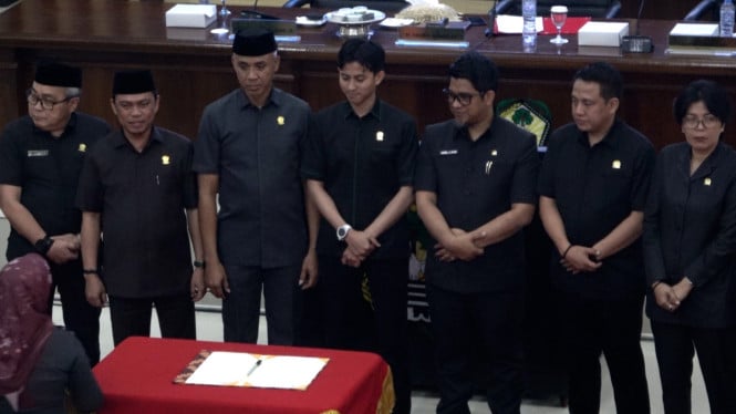 Rapat paripurna DPRD Gowa mengesahkan laporan Panitia Khusus Hak Angket