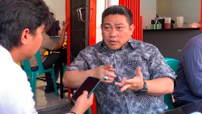 Andi Muzzakir Aqil, Plt.Demokrat Makassar