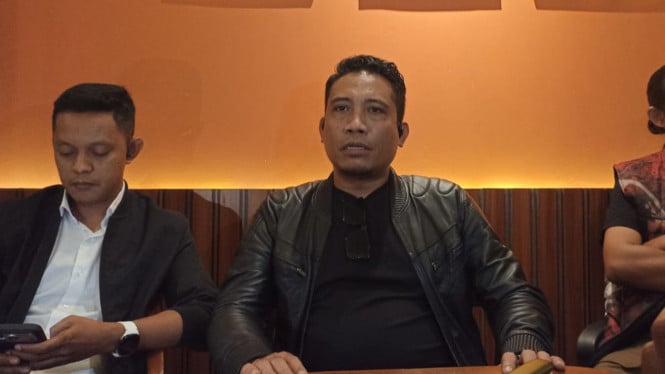 Muhammad Basri atau Basri Kajang saat memberikan keterangan usai melaporkan saksi dalam Sidang Hak Angket DPRD Gowa
