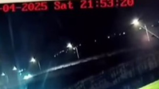 Sebuah Mobil BMW Terjun dari Tol Krian-Gresik