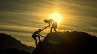 5 Zodiak yang Paling Setia dalam Pertemanan: Siapa Sahabat Sejatimu?
