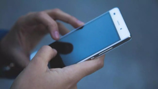 Digital Detox Kreatif: Cara Lepas dari Layar Tanpa Kehilangan Inspirasi