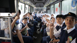 15 Tips Hari Pertama Sekolah: Persiapan Mental, Fisik, dan Emosional untuk Anak dan Orang Tua